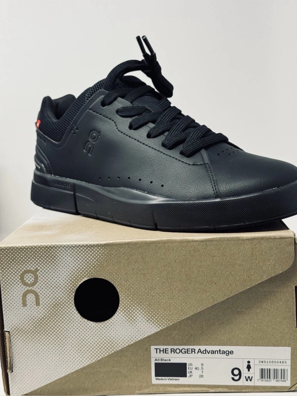 NEW On THE ROGER ADVANTAGE TENNIS 3WD10650485 Women’s Size 9M Black In Box
$160